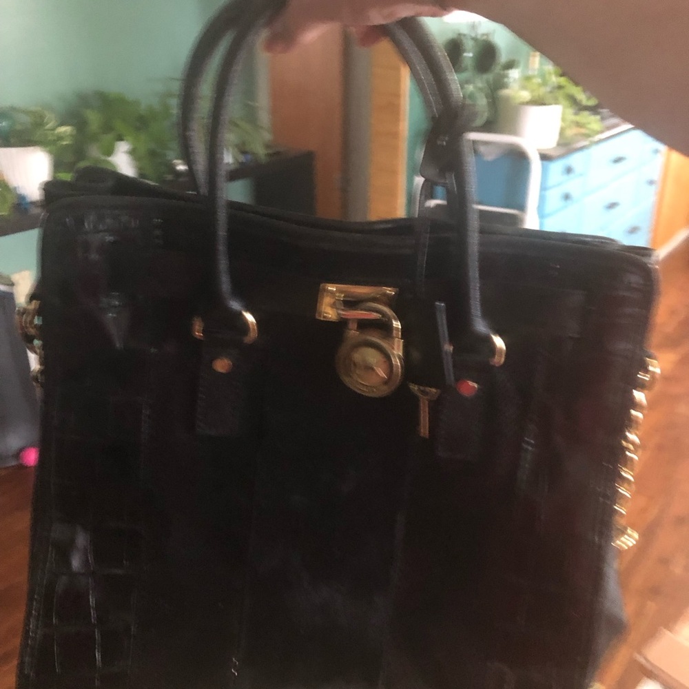Elegant Black Handbag